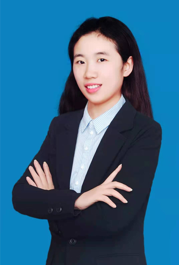 王红   初级会计师